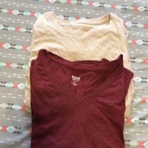 Crew neck and v neck fitted long sleeve